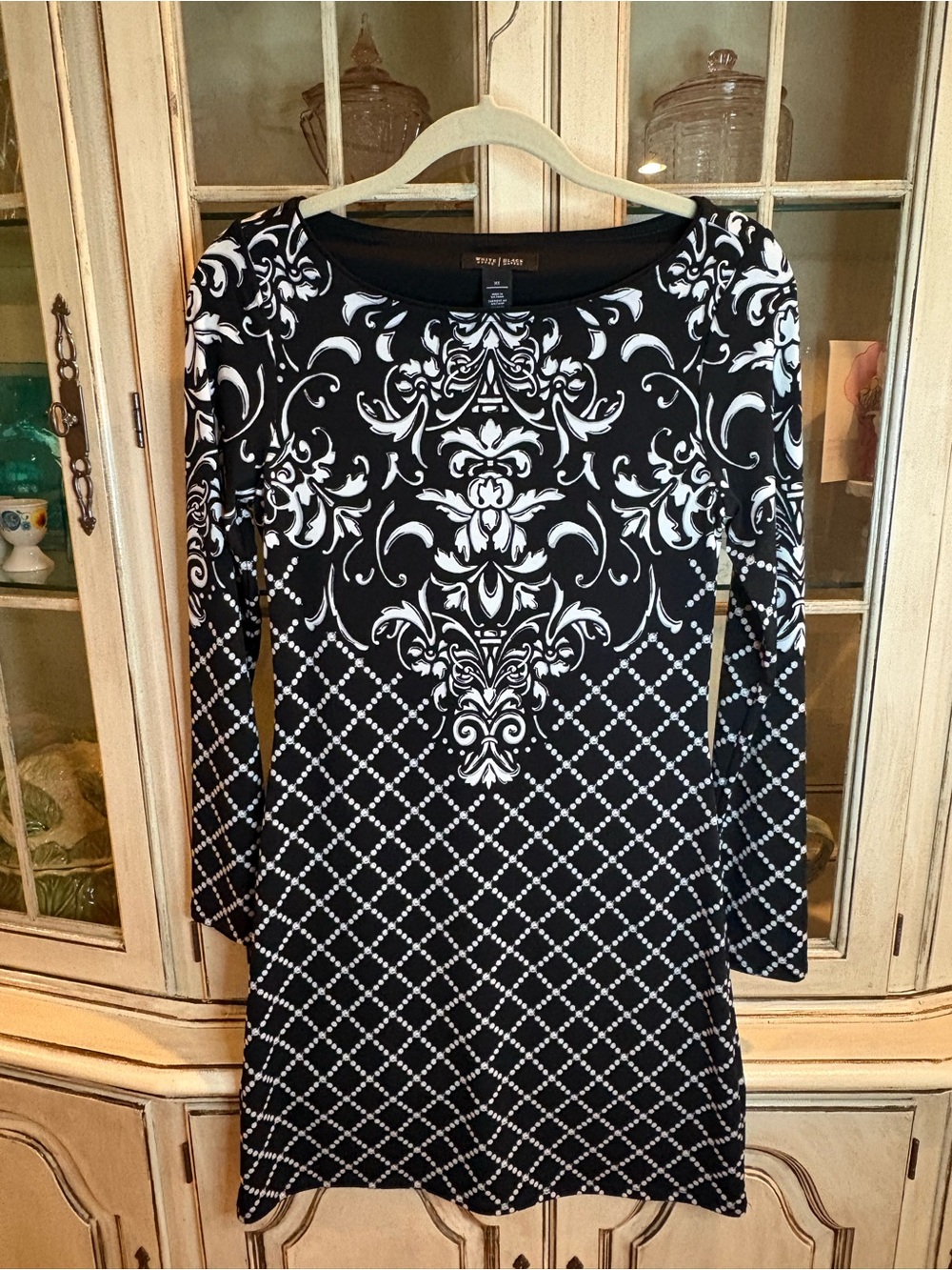 White House Black Market Black and White Long-Sleeve Printed Dress